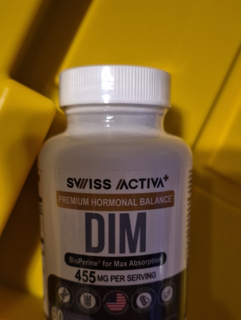 DIM Nwt - Picture 1 of 1